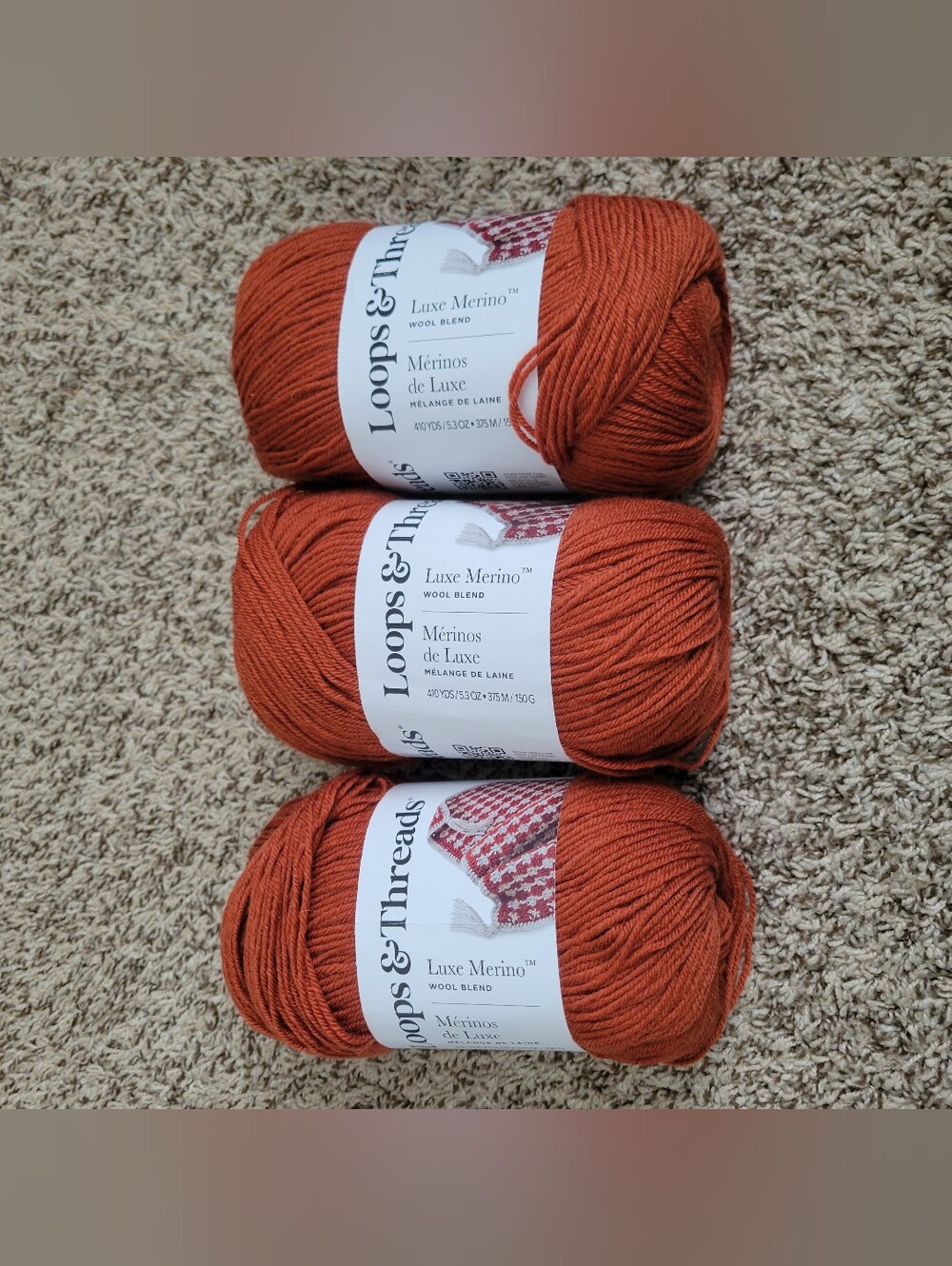 Loops & Threads Yarn Luxe Merino Wool Blend Sedona Orange Skein Ball Hank Bundle